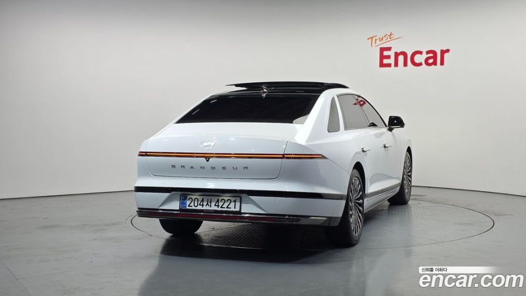Hyundai Grandeur 2,5 Gasoline 2WD, 2025