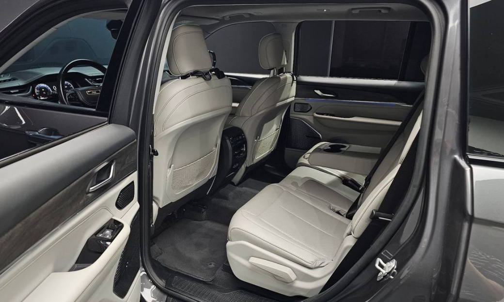 Jeep Cherokee L 3.6 Overland, 2021