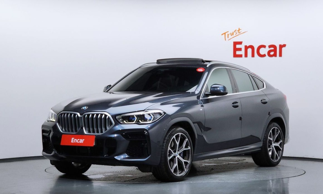 BMW X6 xDrive40i M Sport, 2022