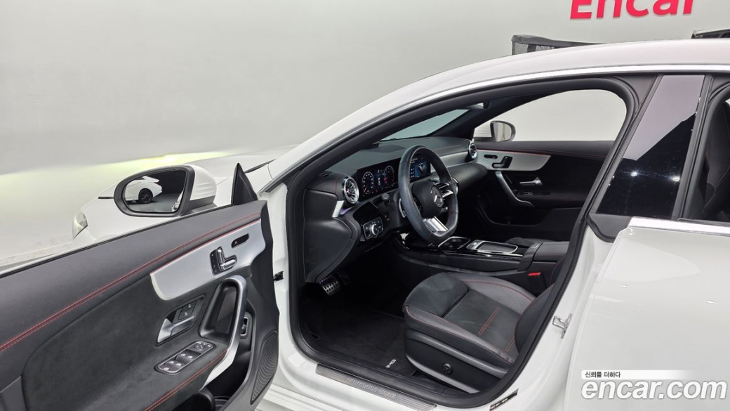 Mercedes-Benz CLA-Class CLA250 4MATIC, 2024