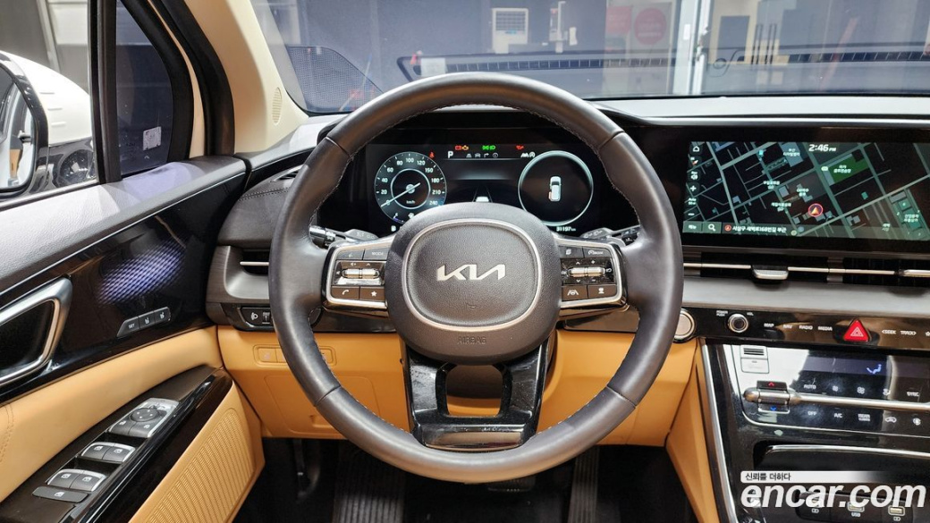 Kia Carnival 7-Seater Signature, 2023