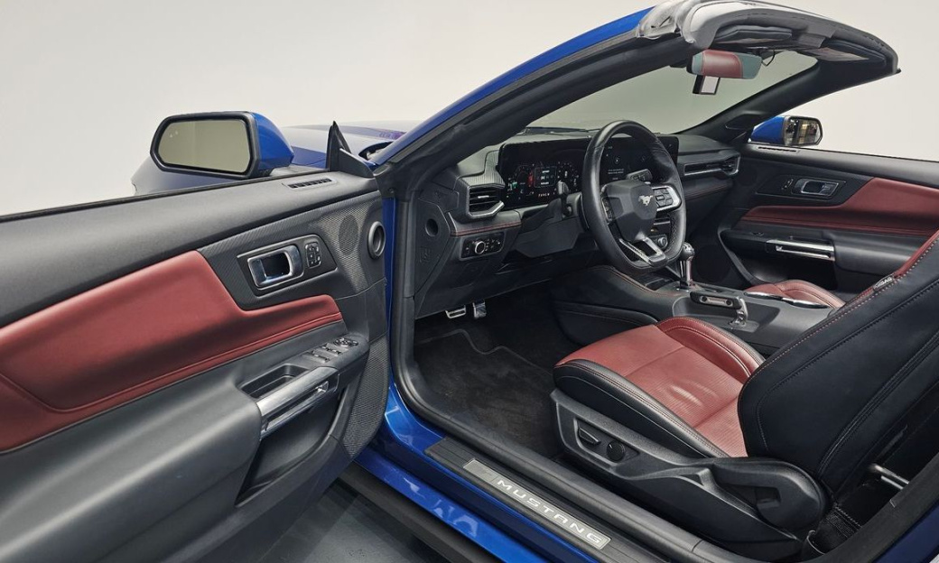 Ford Mustang 2.3 Ecoboost Premium Convertible, 2024