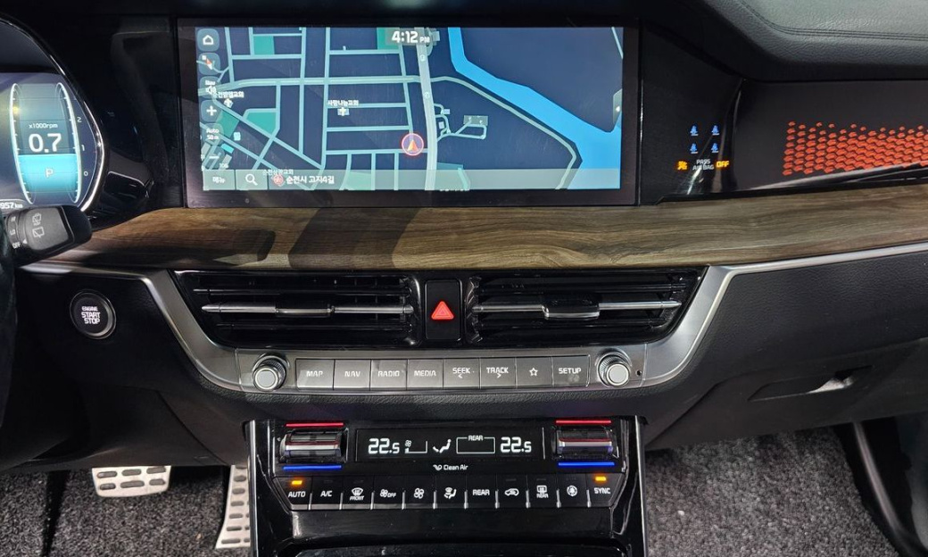 Kia Mohave Diesel 3.0 4WD 6-Seater, 2022