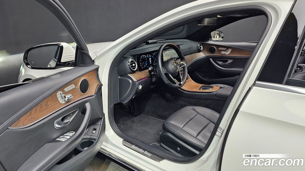 Mercedes-Benz E-Class E250 Exclusive, 2022