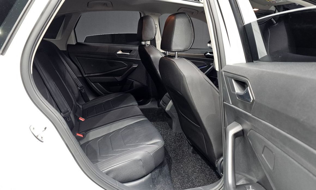 Volkswagen Jetta 1.4 TSI Prestige, 2021