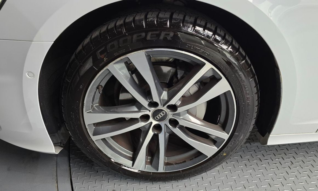 Audi A6 40 TDI Premium, 2022