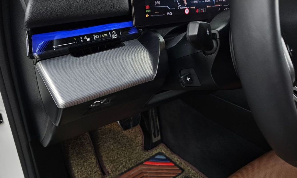 BMW 5-Series 530i xDrive M Sport, 2024