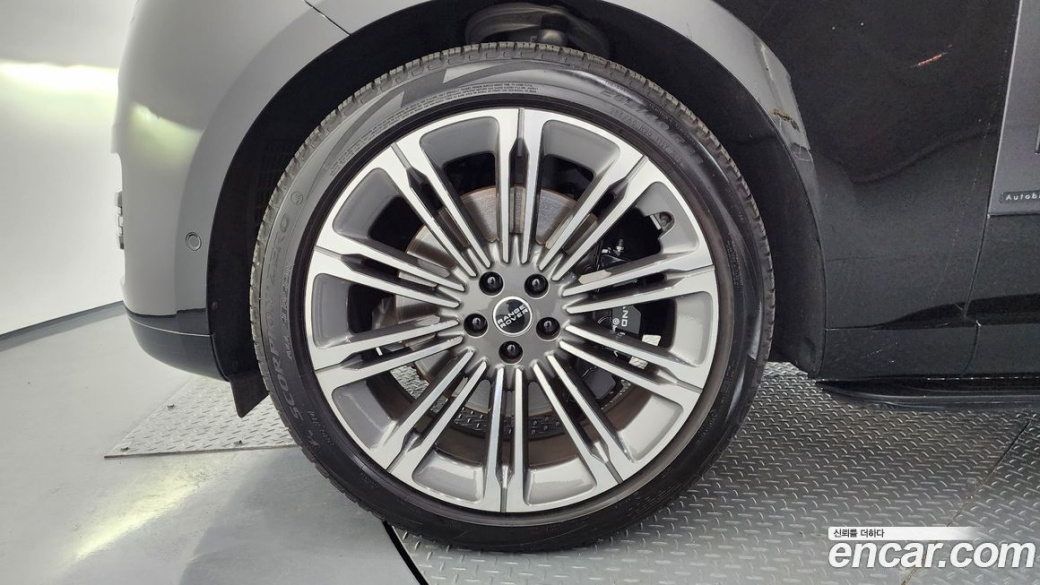 Land Rover Range Rover P530 Autobiography Long Wheel Base, 2024