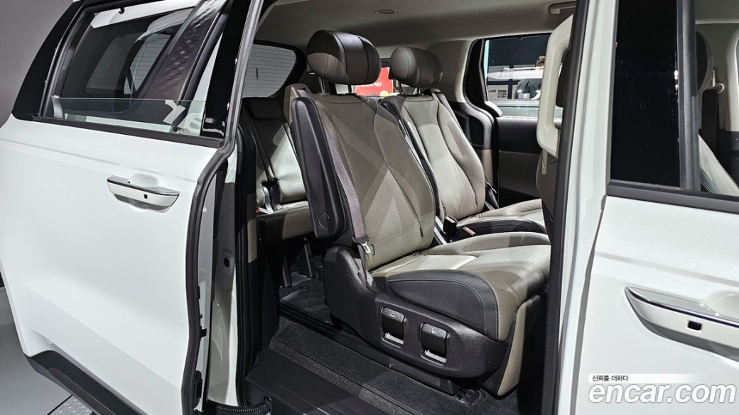 Kia Carnival 7-Seater Noblesse, 2025