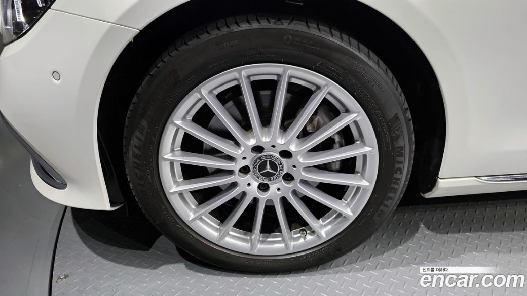 Mercedes-Benz E-Class E250 Exclusive, 2023