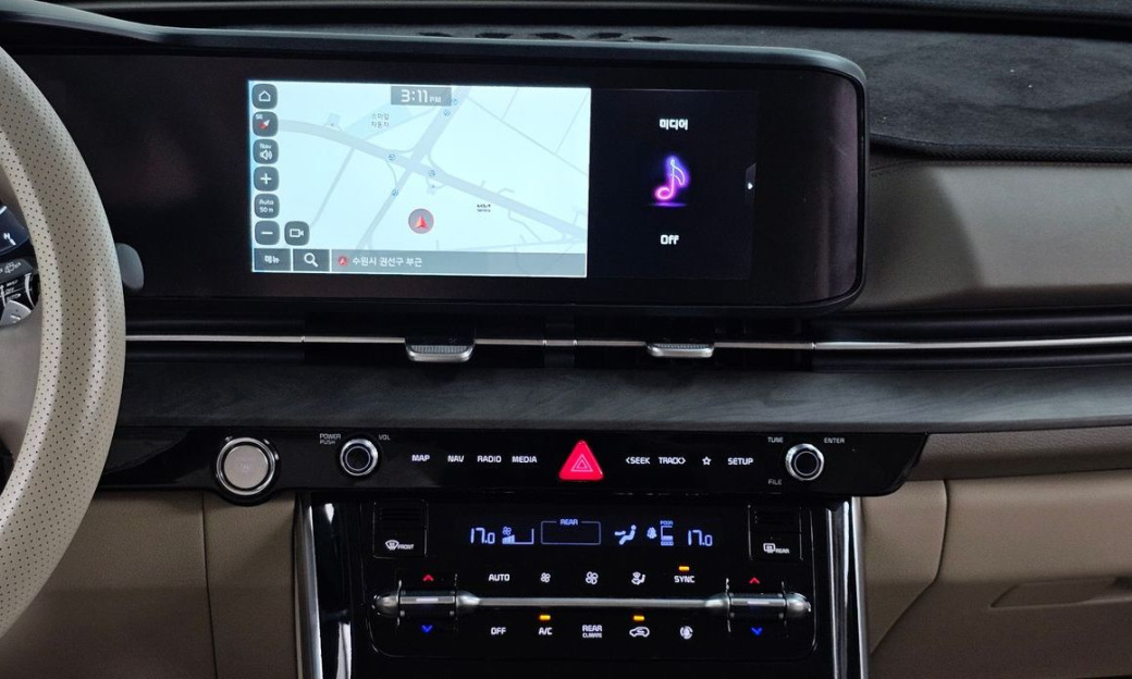 Kia Carnival 7-Seater Signature, 2022