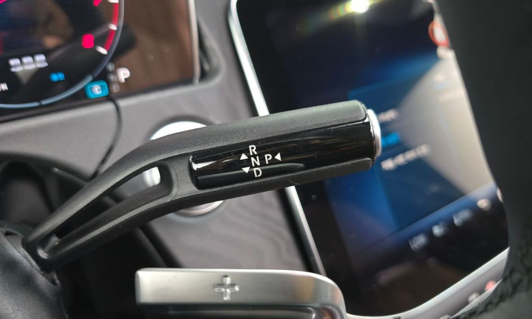 Mercedes-Benz E-Class E200 Avantgarde, 2025