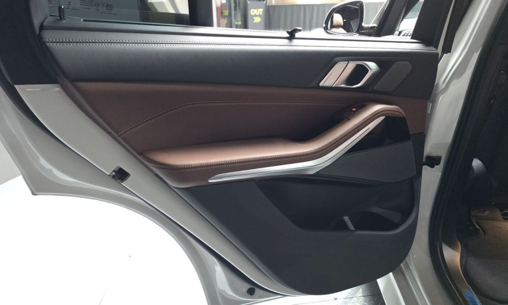 BMW X5 xDrive 40i M Sport, 2025