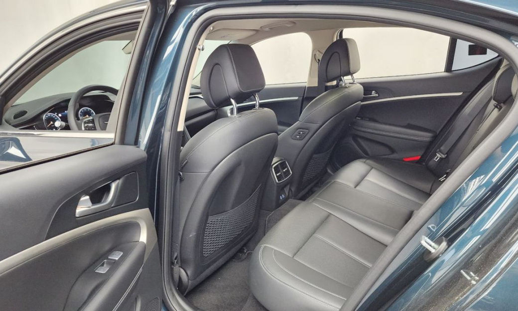 Genesis G70 Gasoline 2.5T 4WD, 2024