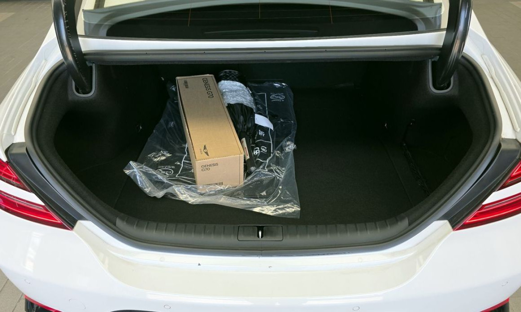 Genesis G70 Gasoline 2.5T 2WD, 2025