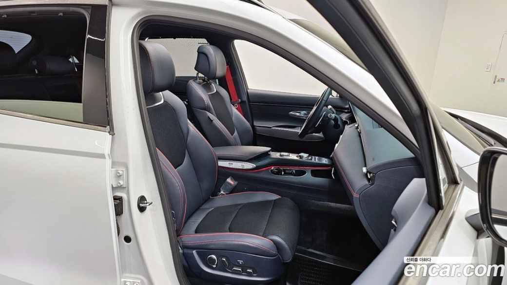 Genesis GV70 2.5T Gasoline AWD, 2023