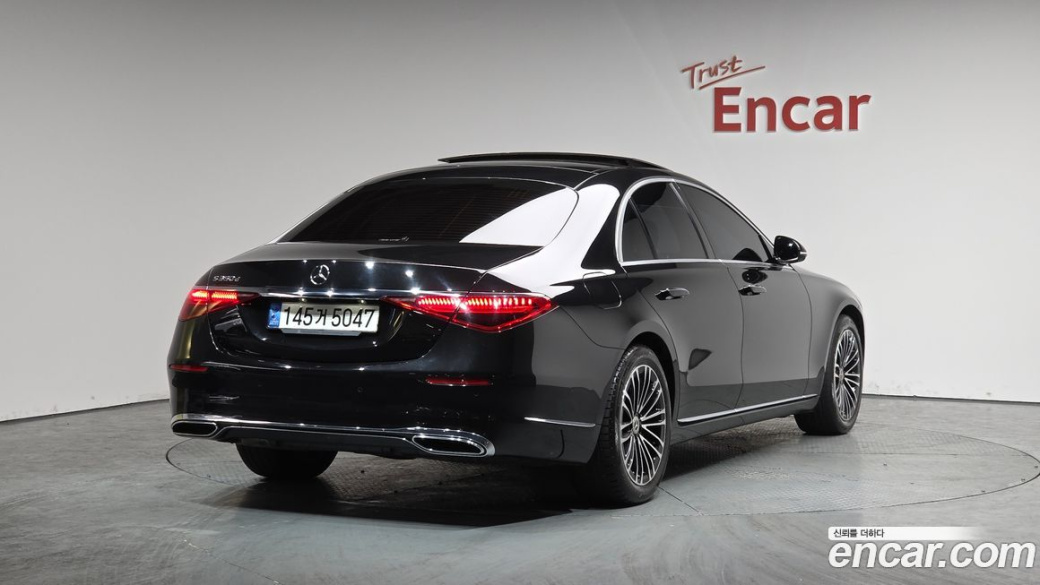 Mercedes-Benz S-Class S350 d, 2022