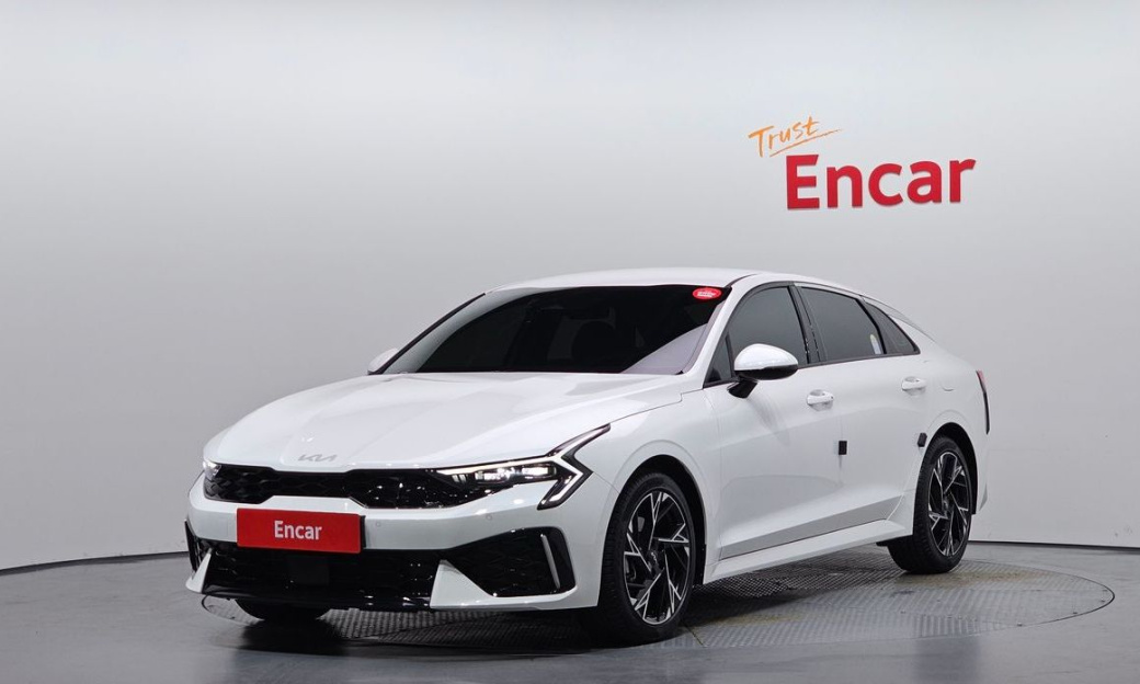 Kia K5 2.0, 2025