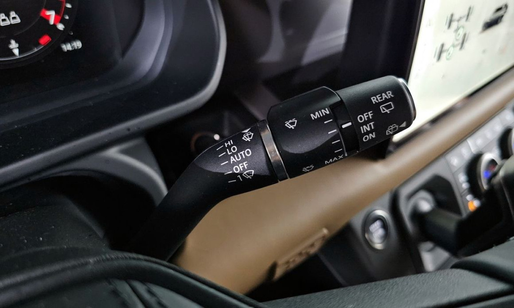 Land Rover Defender 110 P400 X, 2025
