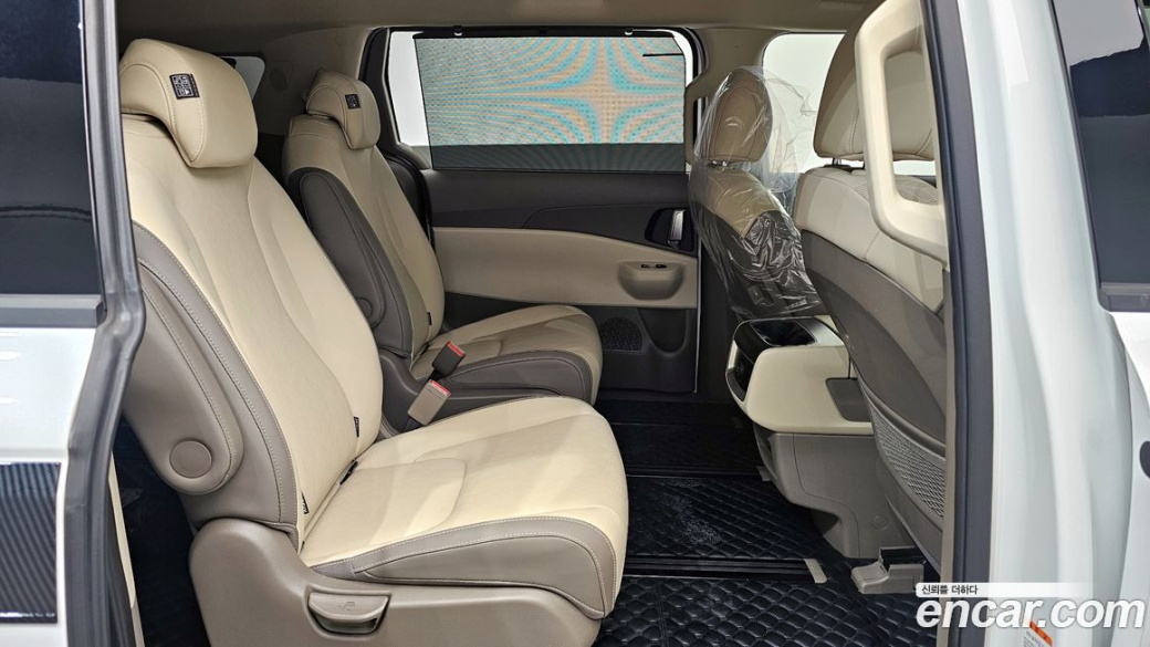 Kia Carnival 9-Seater Noblesse, 2025