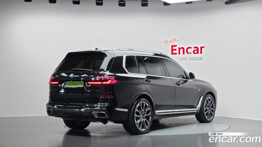 BMW X7 xDrive 40i M Sport 7STR, 2025