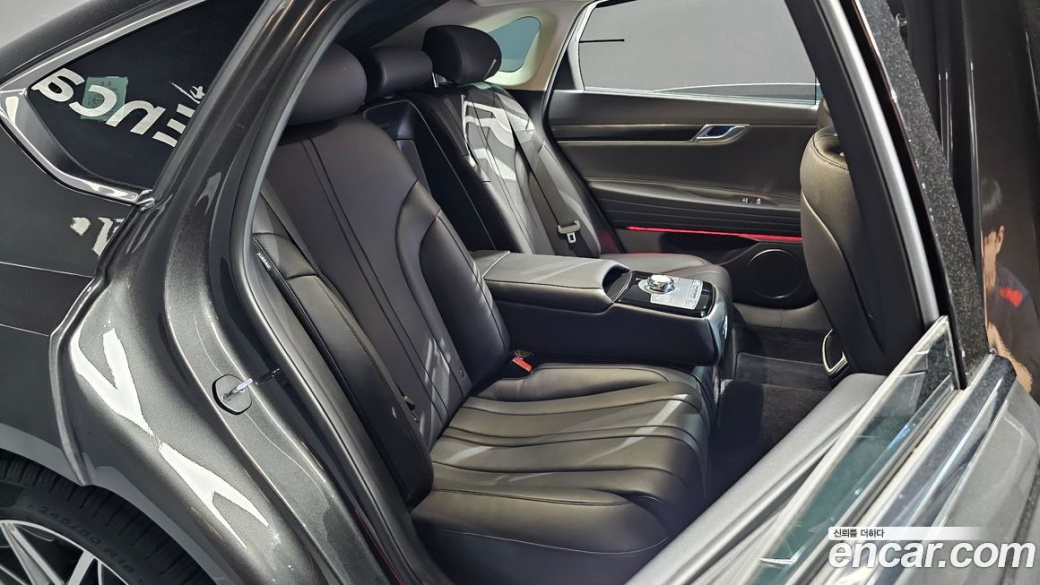 Genesis G80 Gasoline 2.5 Turbo AWD, 2026