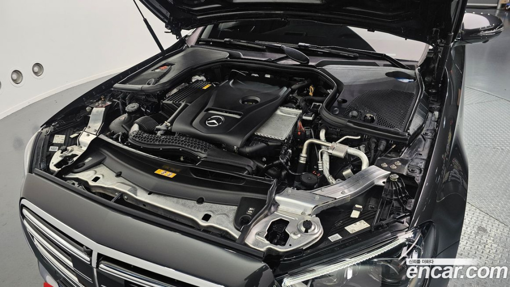 Mercedes-Benz E-Class E250 Exclusive, 2022