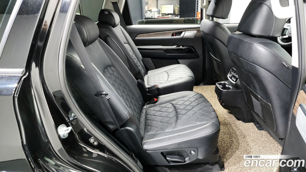 Kia Mohave Diesel 3.0 4WD 6-Seater, 2022