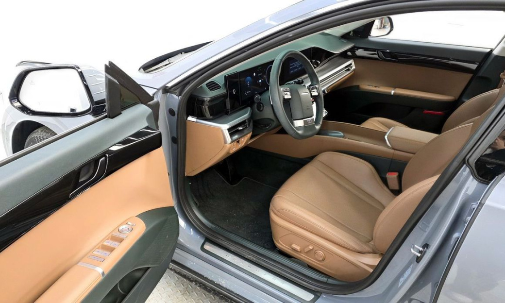 Hyundai Grandeur 2,5 Gasoline 2WD, 2025
