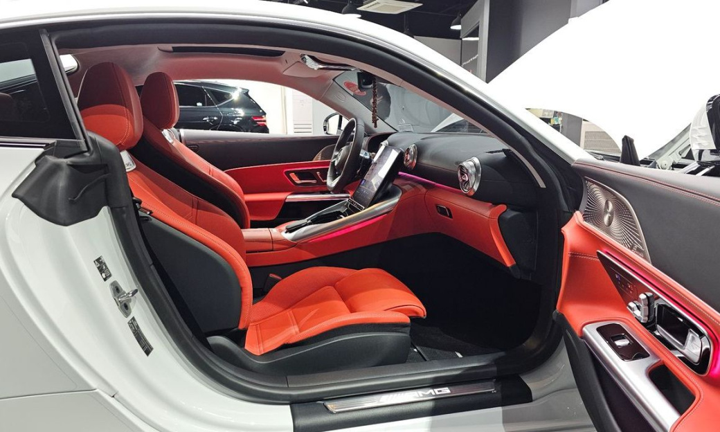 Mercedes-Benz AMG GT AMG GT55 4MATIC+, 2025