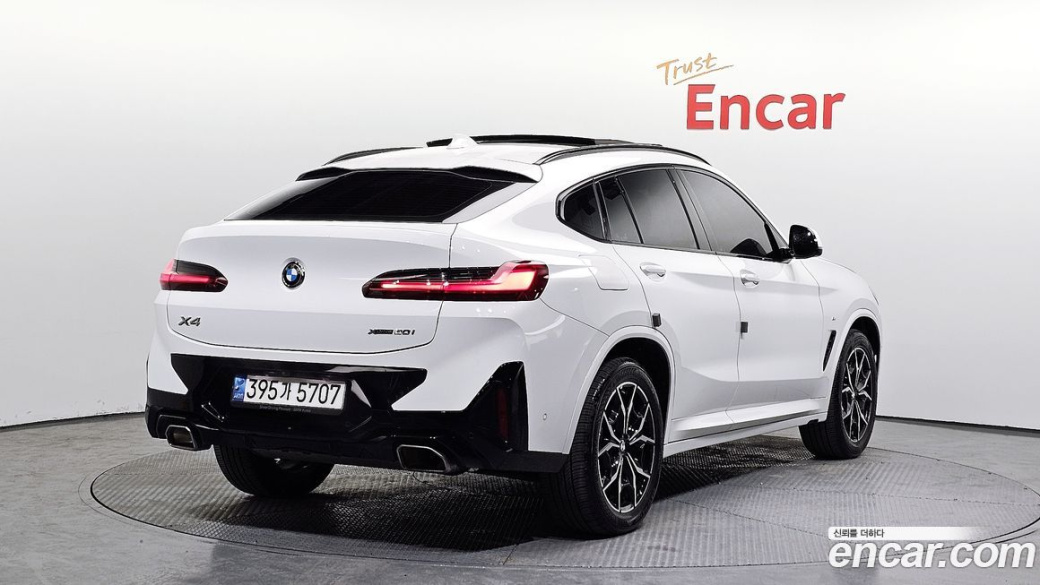 BMW X4 xDrive20i M Sport, 2022