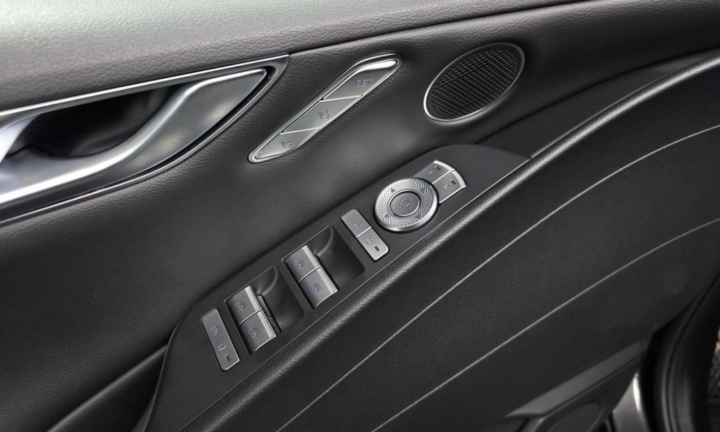 Genesis G80 Gasoline 2.5 Turbo AWD, 2022