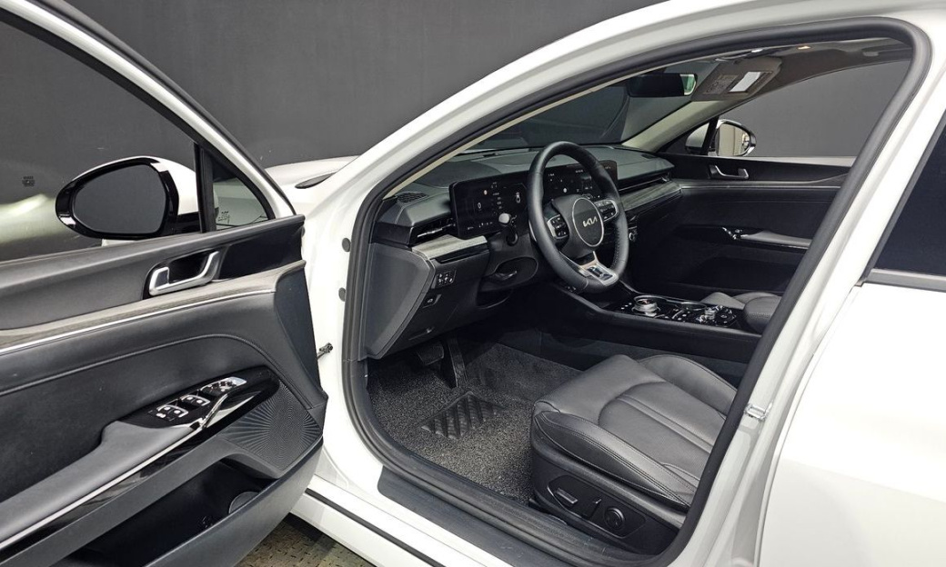 Kia K5 2.0, 2024