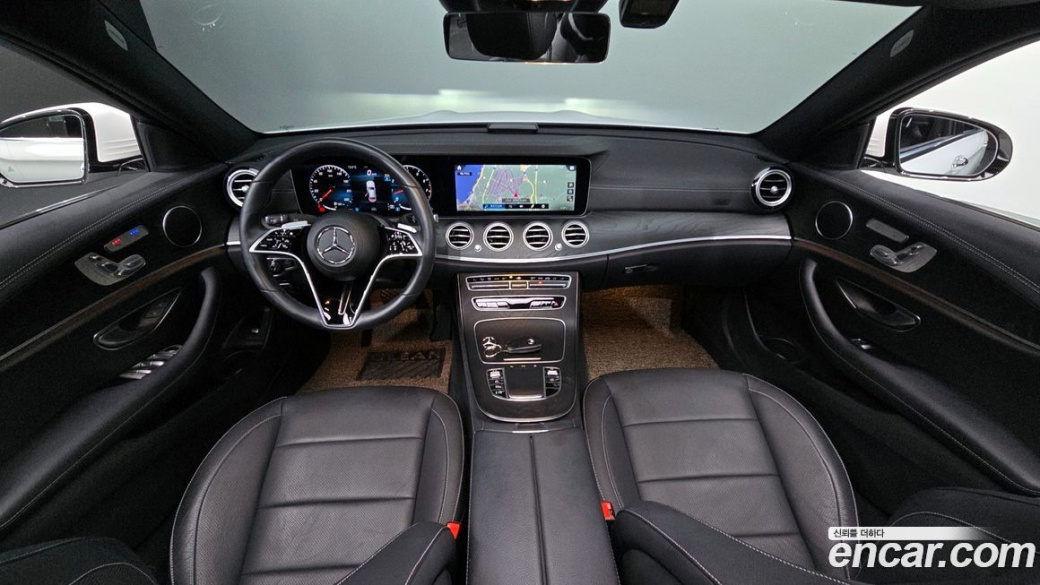 Mercedes-Benz E-Class E250 AMG Line, 2023