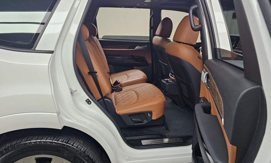 Kia Mohave Diesel 3.0 4WD 6-Seater, 2024