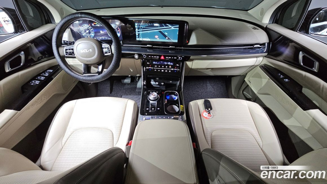 Kia Carnival 9-Seater Hi-Limousine, 2023