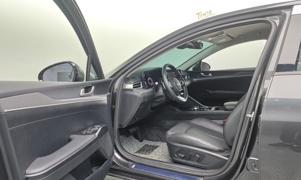 Kia K5 2.0, 2023