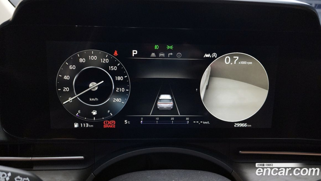Kia Carnival 9-Seater Signature, 2022