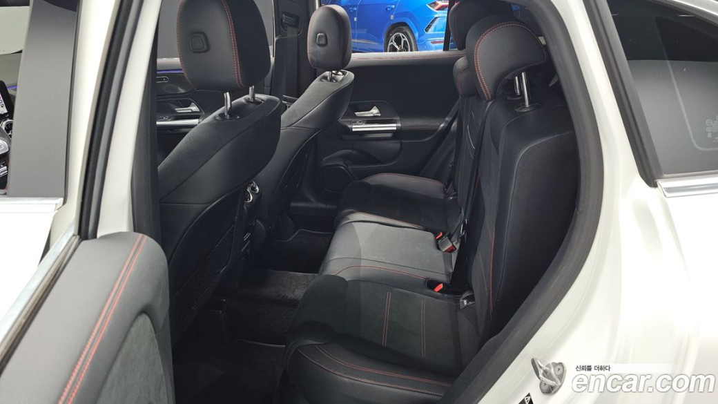 Mercedes-Benz GLA-Class GLA250 4MATIC, 2022