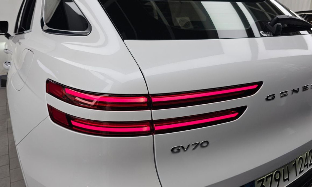 Genesis GV70 2.5T Gasoline AWD, 2025