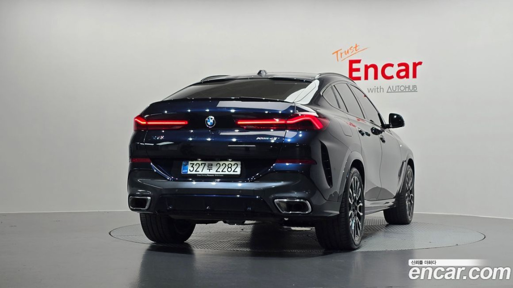 BMW X6 xDrive40i M Sport, 2025