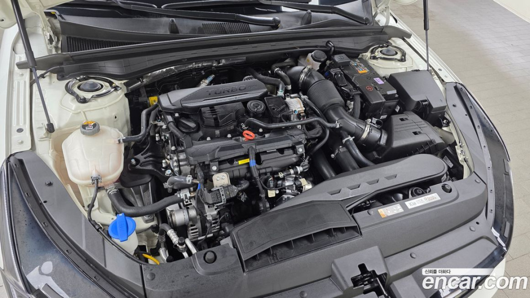 Kia K5 1.6 Turbo, 2024