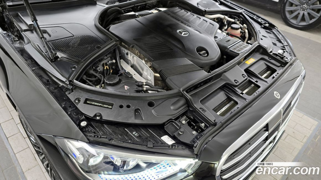 Mercedes-Benz S-Class S450L 4MATIC, 2023