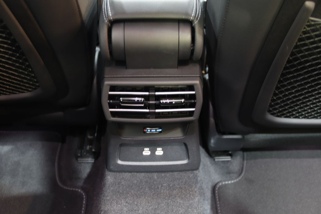 Audi A3 40 TFSI Premium, 2025
