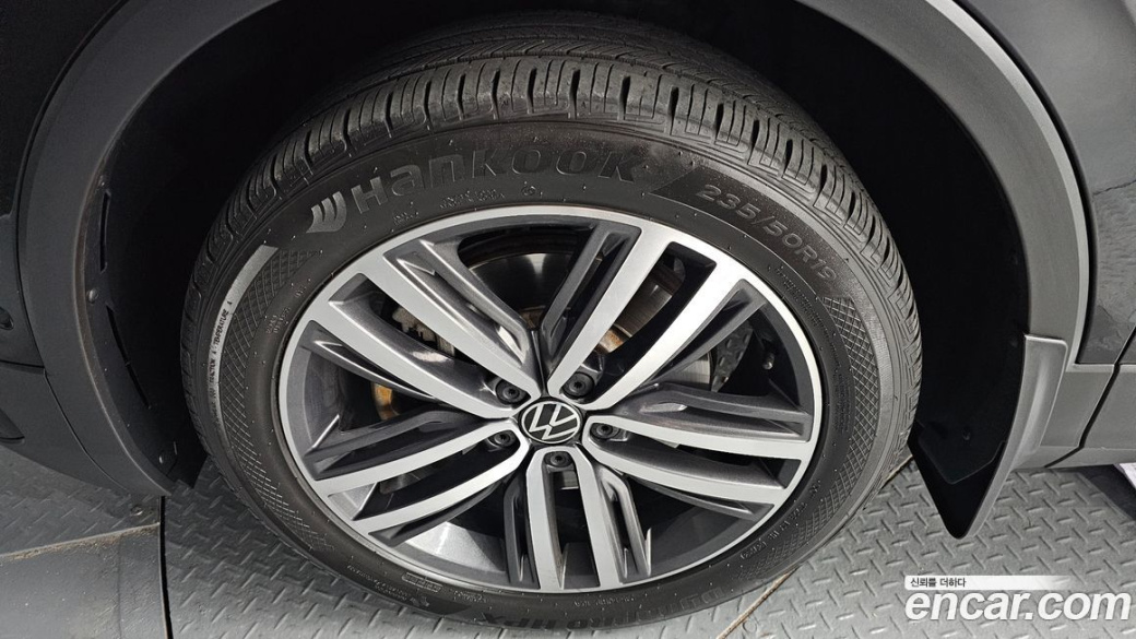 Volkswagen Tiguan 2.0 TSI Prestige, 2023