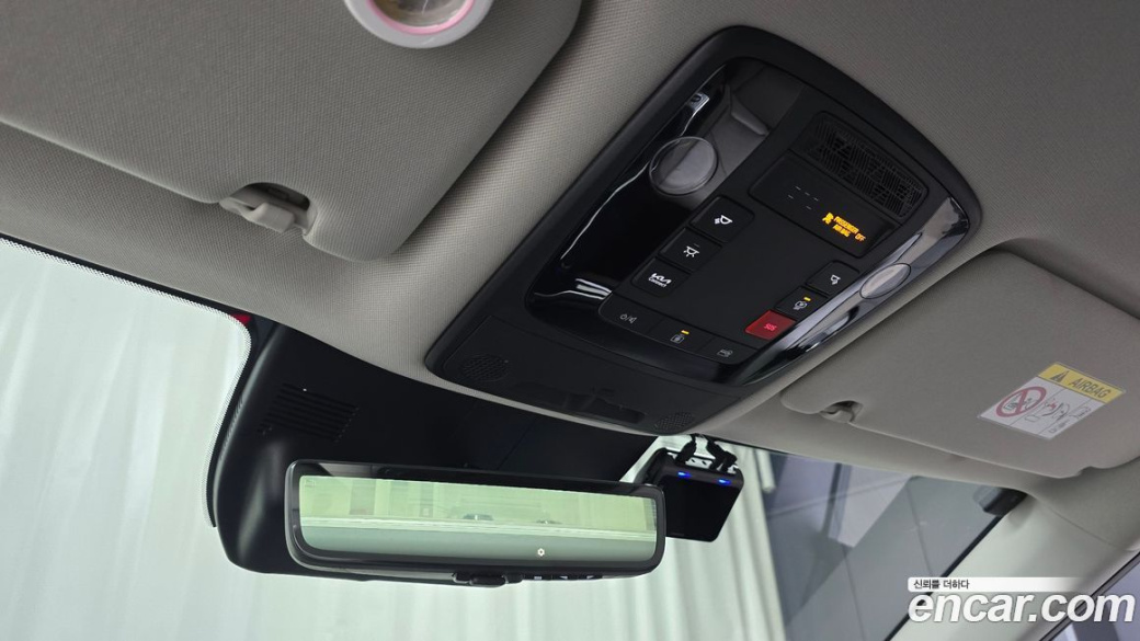 Kia Carnival 7-Seater Gravity, 2025