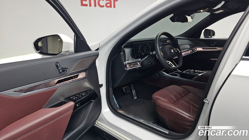 BMW 7-Series 740i sDrive M Sport, 2023