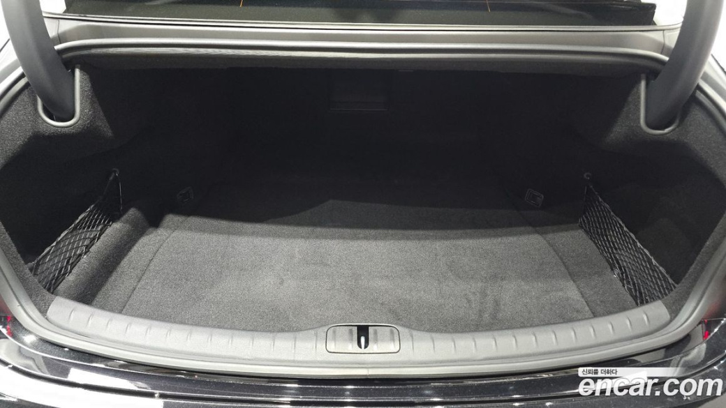 Genesis G80 Gasoline 2.5 Turbo AWD, 2025