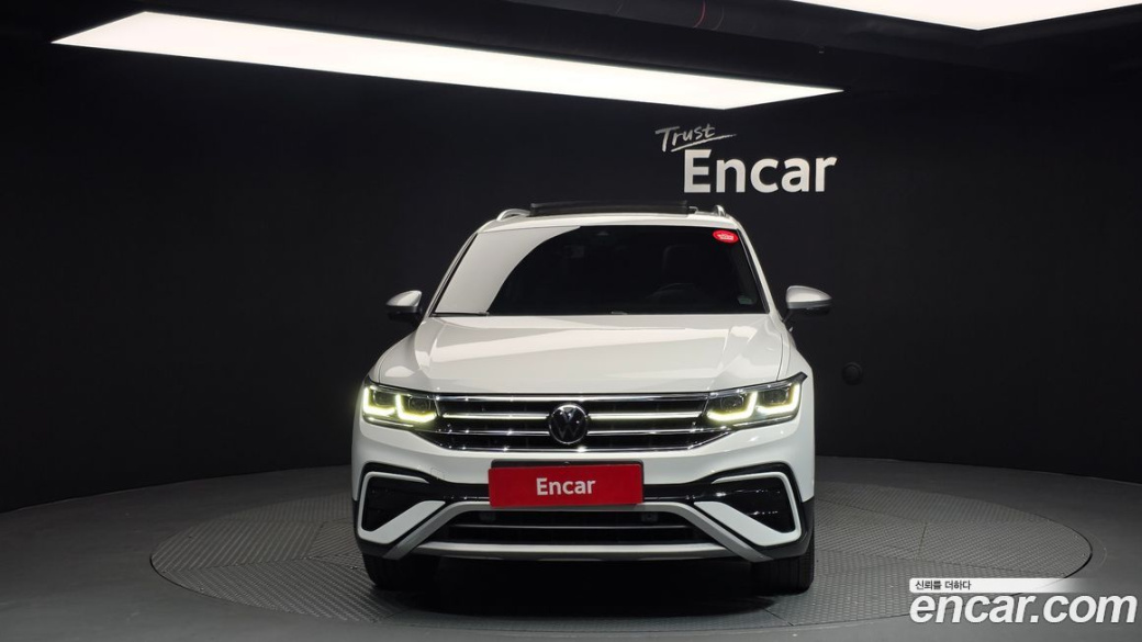 Volkswagen Tiguan 2.0 TSI Prestige, 2023