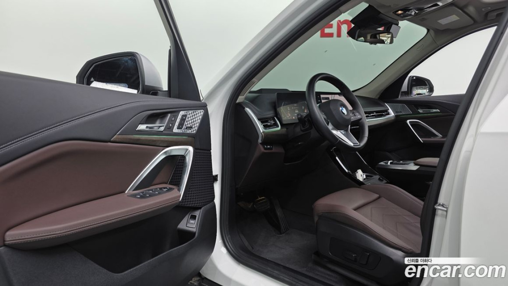 BMW X1 xDrive 20i xLine, 2024